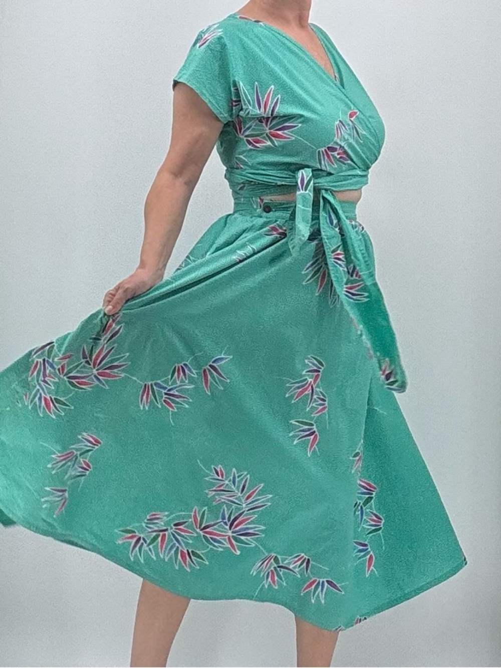 Vintage 70s Java Wraps Iconic Caribbean Resortwear Indonesia Batik Summer Dress